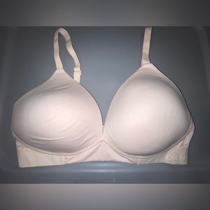 Wireless DKNY bra (medium)